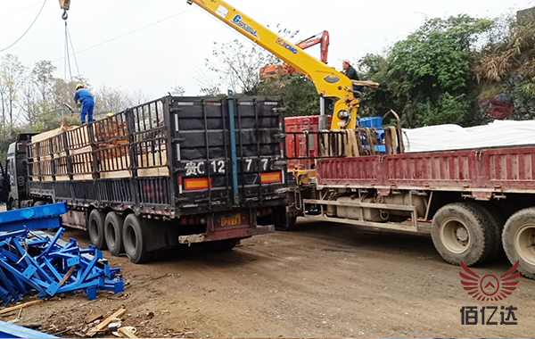 貴州工程木方卸車場景圖